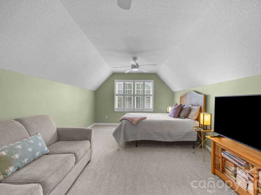 200 Windsor Forest Circle, Fletcher, NC 28732.  MLS# CAR4363372, YatesRealty ID 10028. 