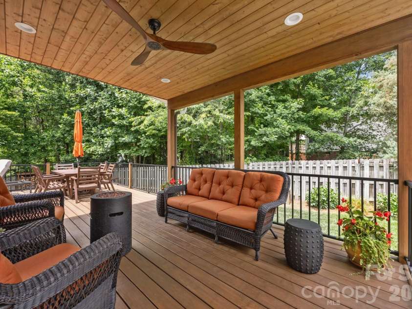 200 Windsor Forest Circle, Fletcher, NC 28732.  MLS# CAR4363372, YatesRealty ID 10028. 