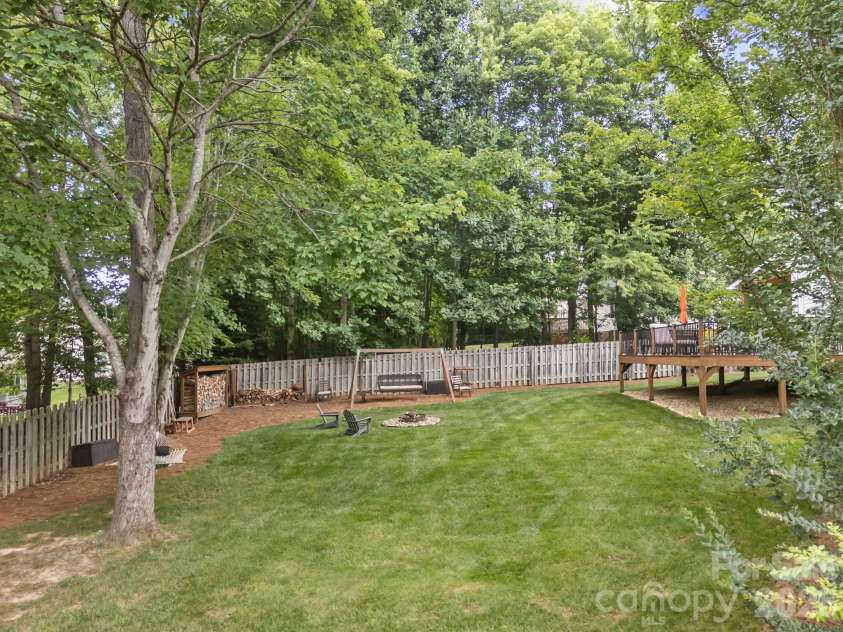 200 Windsor Forest Circle, Fletcher, NC 28732.  MLS# CAR4363372, YatesRealty ID 10028. 