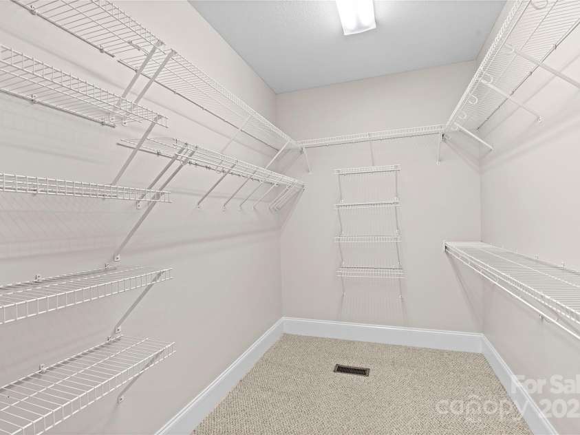 8 Sweet Gum Drive, Asheville, NC 28805.  MLS# CAR4194709, YatesRealty ID 10028. Primary Closet