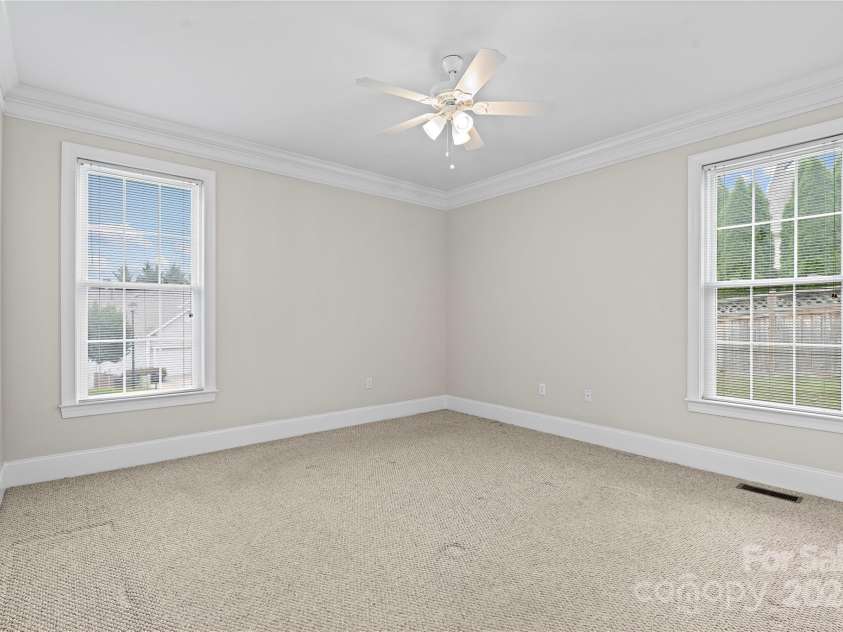 8 Sweet Gum Drive, Asheville, NC 28805.  MLS# CAR4194709, YatesRealty ID 10028. Primary Room Empty