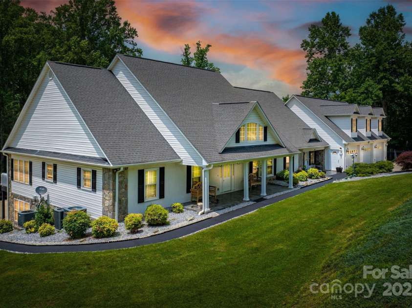 200 Little Acres Drive, Marion, NC 28752.  MLS# CAR4268470, YatesRealty ID 1003. 