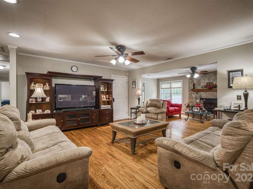 200 Little Acres Drive, Marion, NC 28752.  MLS# CAR4268470, YatesRealty ID 1003. 