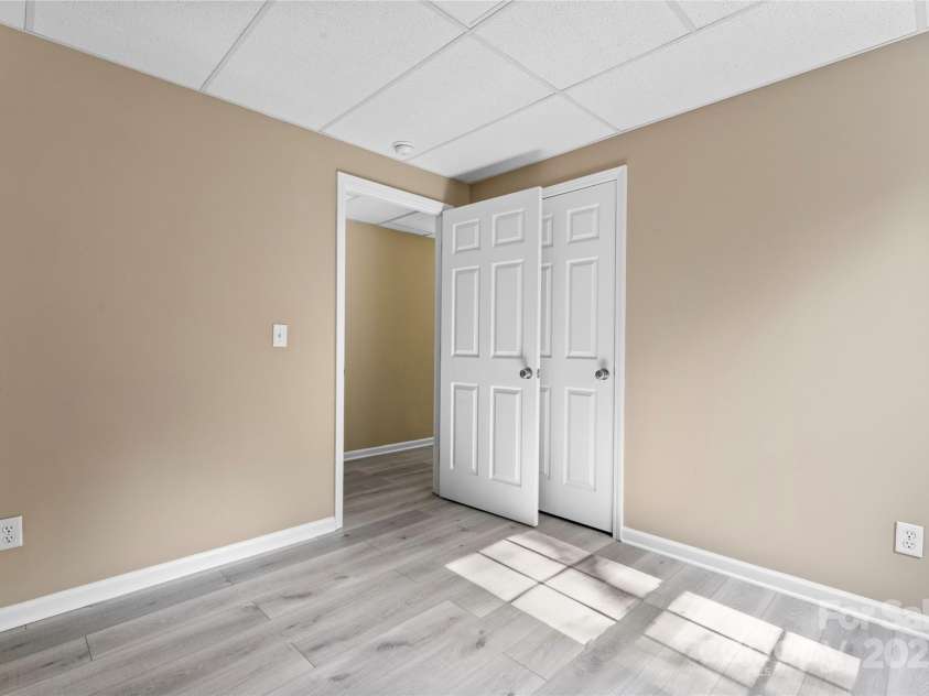 1806 Red Bird Circle, Concord, NC 28025.  MLS# CAR4252674, YatesRealty ID 10030. 