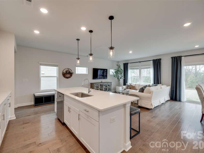 534 Palmarosa Street, Fort Mill, SC 29715.  MLS# CAR4354433, YatesRealty ID 10030. 