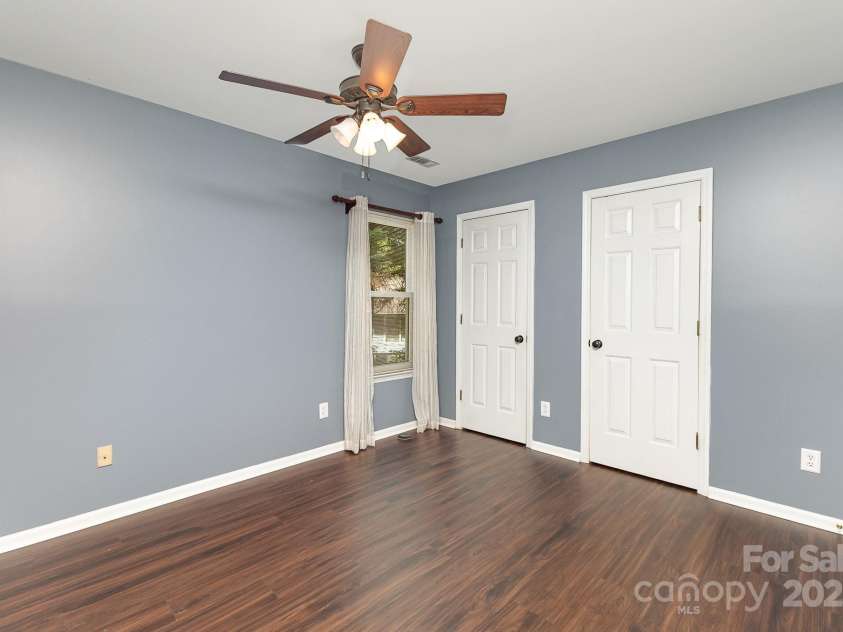 3200 Tallia Court, Charlotte, NC 28269.  MLS# CAR4249625, YatesRealty ID 10032. Great secondary bedroom for guest or office!