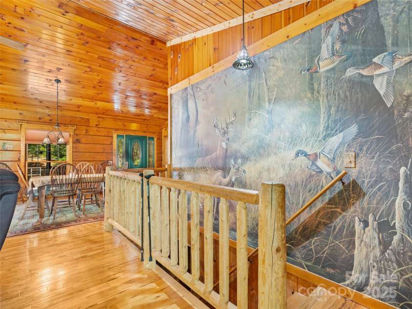 211 Cherry Hollow Road, Burnsville, NC 28714.  MLS# CAR4246541, YatesRealty ID 10033. 