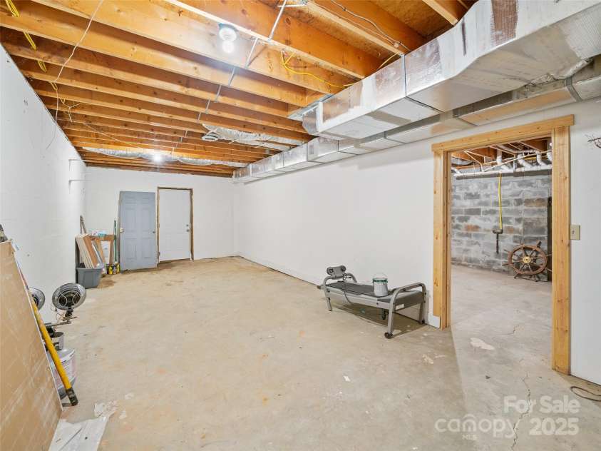 211 Cherry Hollow Road, Burnsville, NC 28714.  MLS# CAR4246541, YatesRealty ID 10033. Storage Area 