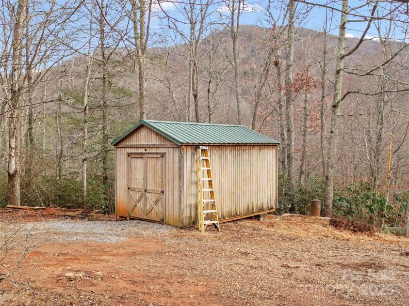 211 Cherry Hollow Road, Burnsville, NC 28714.  MLS# CAR4246541, YatesRealty ID 10033. Storage Building 