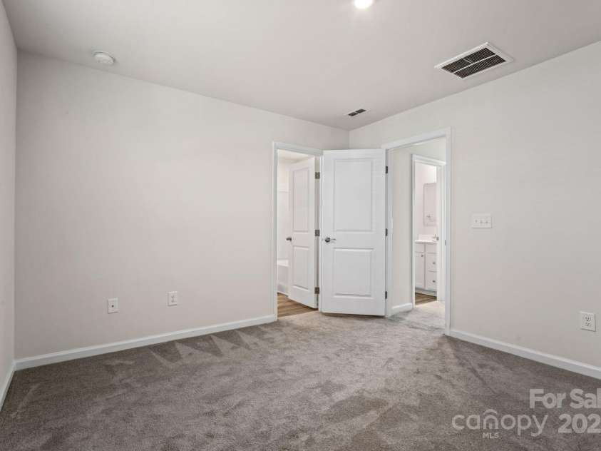 220 MAPLE FORGE Trail, Greenville, SC 29617.  MLS# CAR4246924, YatesRealty ID 10033. 