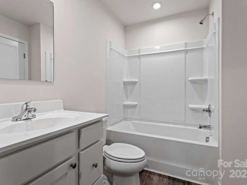 220 MAPLE FORGE Trail, Greenville, SC 29617.  MLS# CAR4246924, YatesRealty ID 10033. 