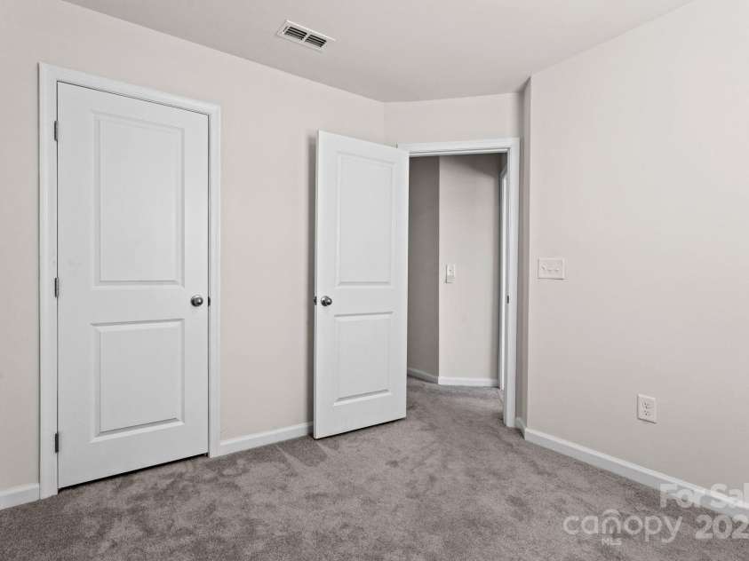 220 MAPLE FORGE Trail, Greenville, SC 29617.  MLS# CAR4246924, YatesRealty ID 10033. 