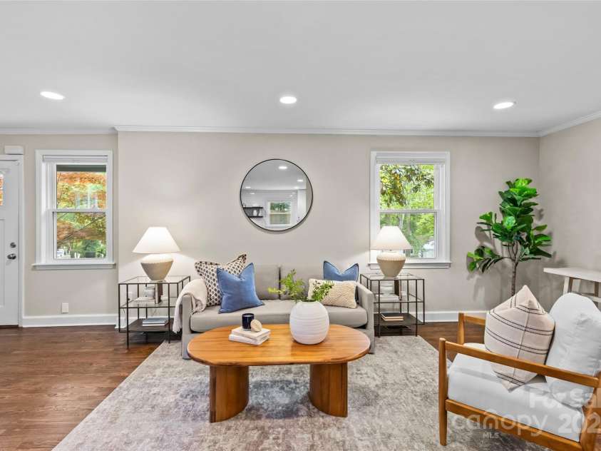 3320 Eastwood Drive, Charlotte, NC 28205.  MLS# CAR4250652, YatesRealty ID 10036. 