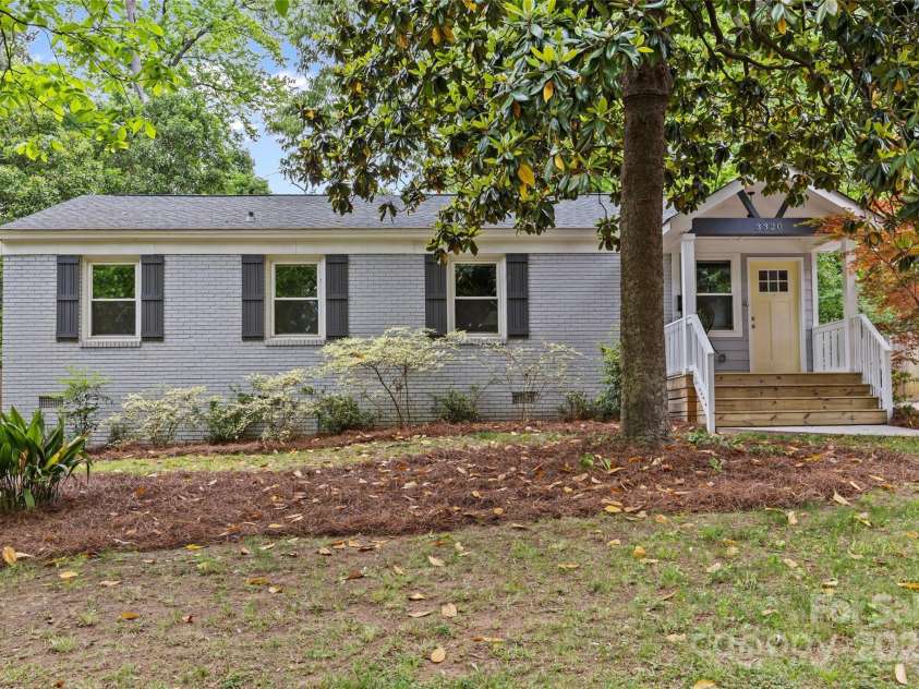 3320 Eastwood Drive, Charlotte, NC 28205.  MLS# CAR4250652, YatesRealty ID 10036. 