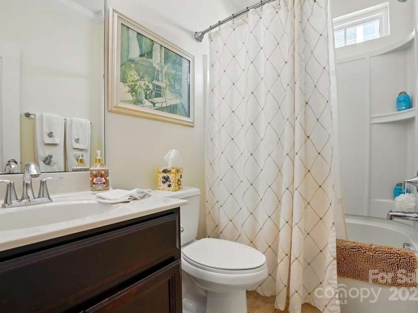4093 Perth Road, Fort Mill, SC 29707.  MLS# CAR4252615, YatesRealty ID 10037. Guest Bath