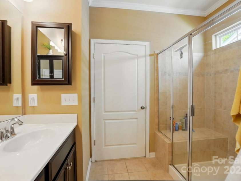4093 Perth Road, Fort Mill, SC 29707.  MLS# CAR4252615, YatesRealty ID 10037. Primary Bath II