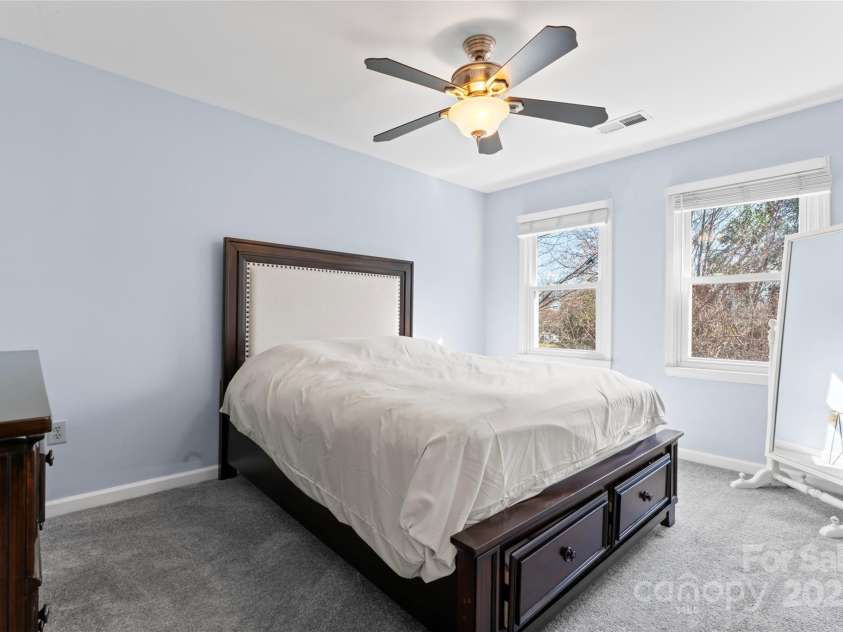 1921 Kenilworth Avenue, Charlotte, NC 28203.  MLS# CAR4223541, YatesRealty ID 10038. 