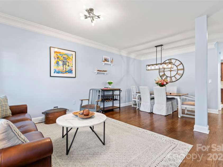 1921 Kenilworth Avenue, Charlotte, NC 28203.  MLS# CAR4223541, YatesRealty ID 10038. 