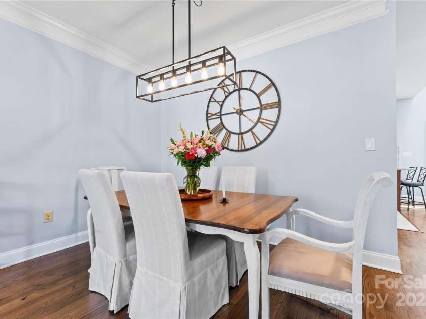 1921 Kenilworth Avenue, Charlotte, NC 28203.  MLS# CAR4223541, YatesRealty ID 10038. 