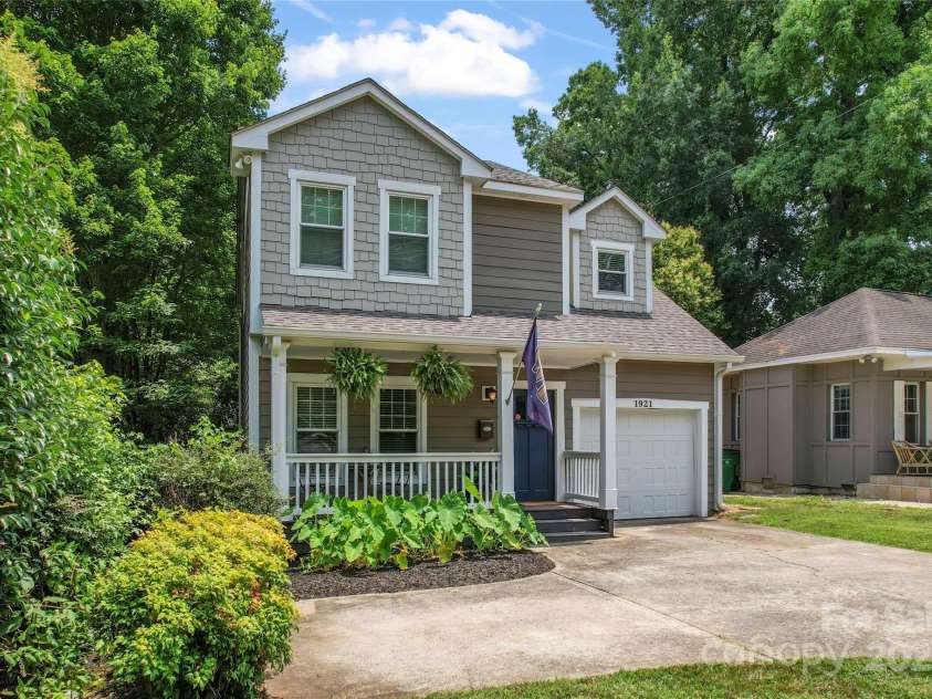 1921 Kenilworth Avenue, Charlotte, NC 28203.  MLS# CAR4223541, YatesRealty ID 10038. 