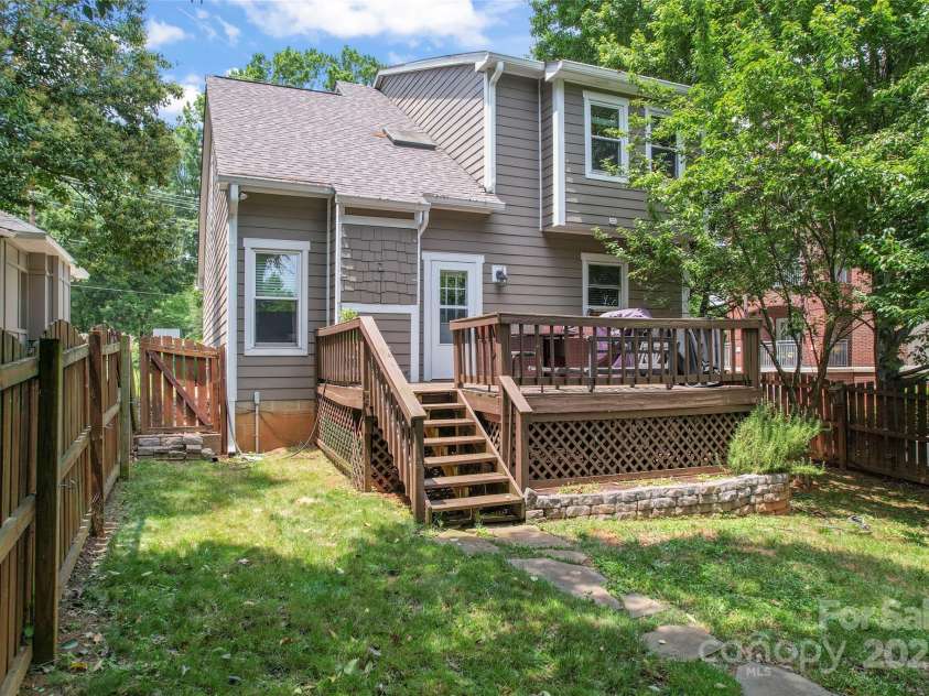 1921 Kenilworth Avenue, Charlotte, NC 28203.  MLS# CAR4223541, YatesRealty ID 10038. 