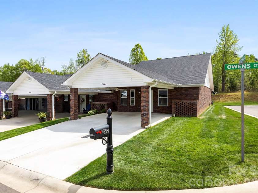 7000 Owens Court, Lowell, NC 28098.  MLS# CAR4368066, YatesRealty ID 10038. 