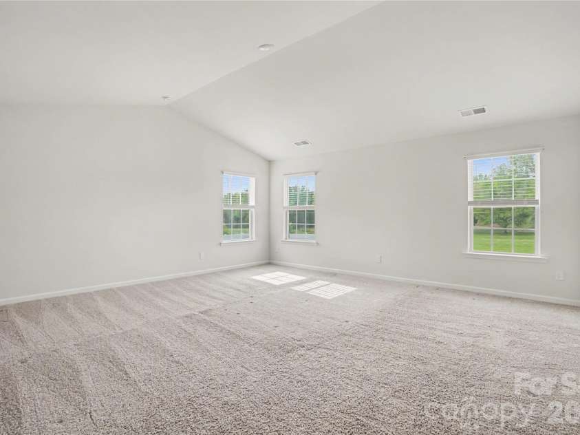 11010 Austin Estates Drive, Charlotte, NC 28213.  MLS# CAR4367645, YatesRealty ID 10039. 