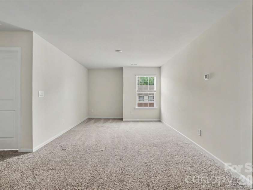 11010 Austin Estates Drive, Charlotte, NC 28213.  MLS# CAR4367645, YatesRealty ID 10039. 