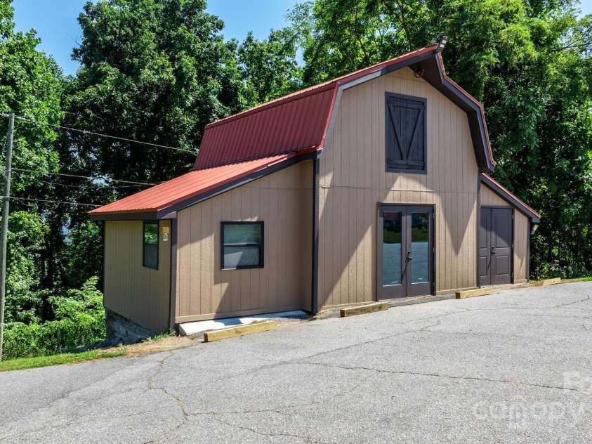 169 Apple Hill Drive, Moravian Falls, NC 28654.  MLS# CAR4254394, YatesRealty ID 10039. 