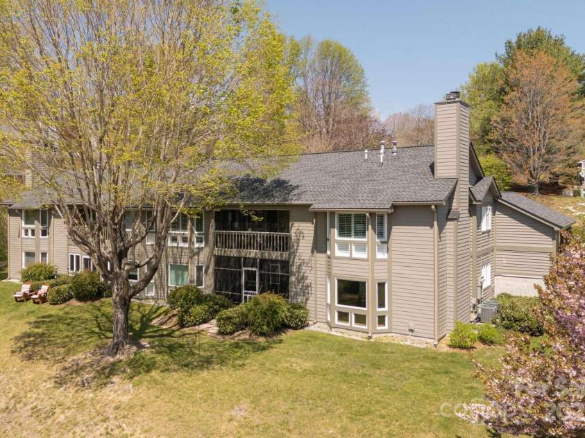 123 Burning Tree Lane, Flat Rock, NC 28731.  MLS# CAR4254140, YatesRealty ID 10040. Building View