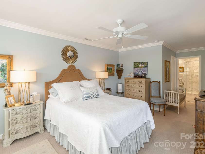 123 Burning Tree Lane, Flat Rock, NC 28731.  MLS# CAR4254140, YatesRealty ID 10040. Master to MB