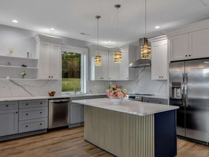 79 Scott Meadows Drive, Asheville, NC 28806.  MLS# CAR4367506, YatesRealty ID 10041. 
