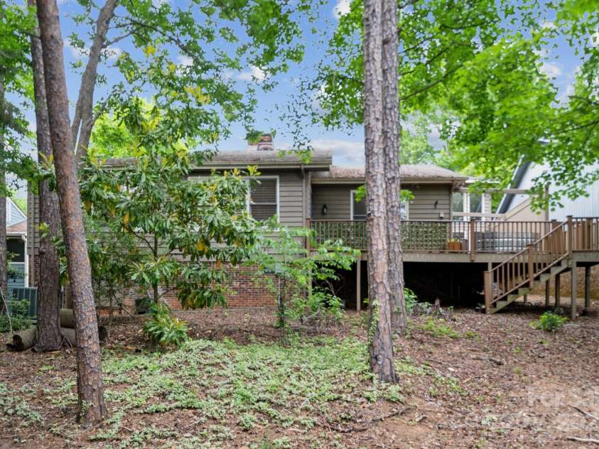 18 Shipmaster Court, Clover, SC 29710.  MLS# CAR4254417, YatesRealty ID 10042. 