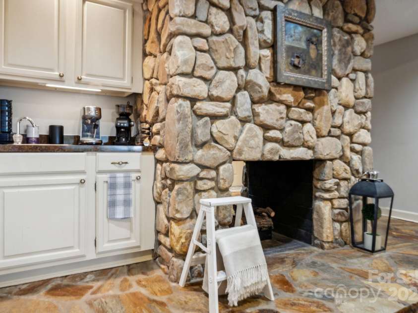 18 Shipmaster Court, Clover, SC 29710.  MLS# CAR4254417, YatesRealty ID 10042. 