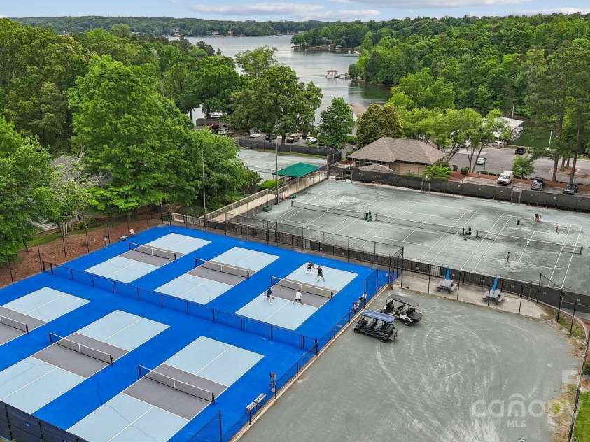 18 Shipmaster Court, Clover, SC 29710.  MLS# CAR4254417, YatesRealty ID 10042. 