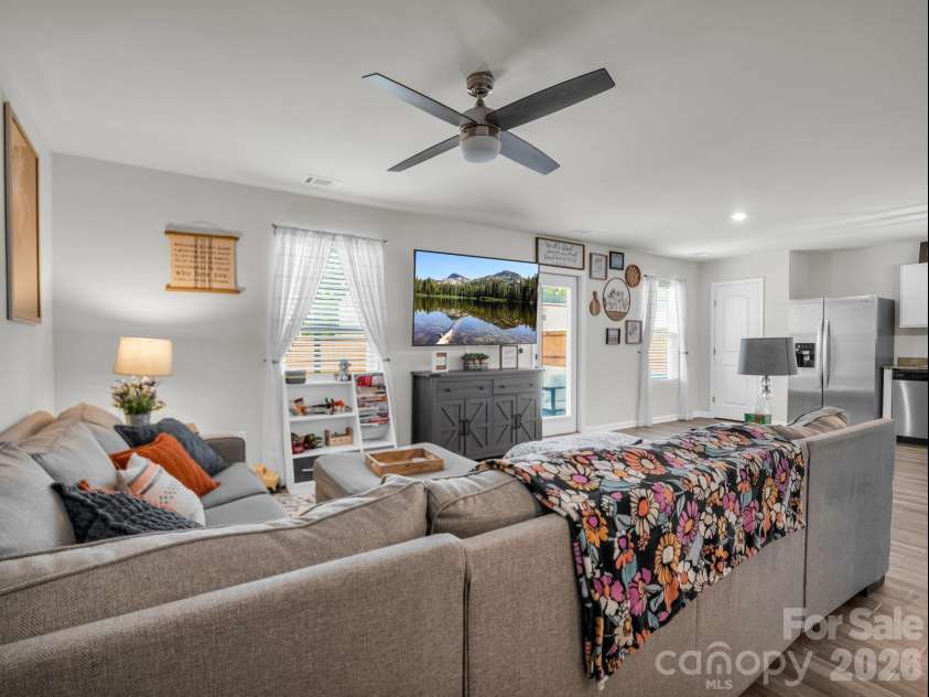 605 Tacoma Trail, Spartanburg, SC 29307.  MLS# CAR4368073, YatesRealty ID 10042. 