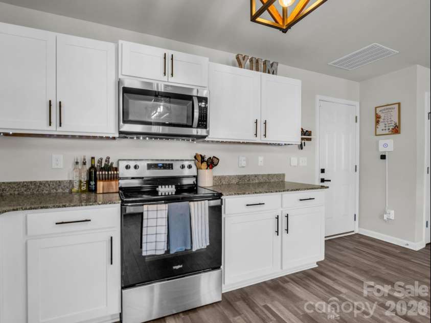605 Tacoma Trail, Spartanburg, SC 29307.  MLS# CAR4368073, YatesRealty ID 10042. 