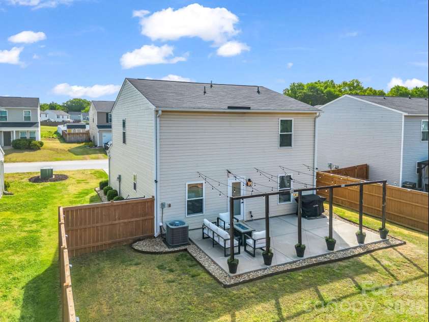 605 Tacoma Trail, Spartanburg, SC 29307.  MLS# CAR4368073, YatesRealty ID 10042. 