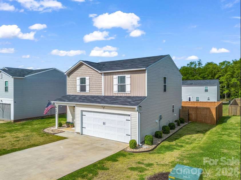 605 Tacoma Trail, Spartanburg, SC 29307.  MLS# CAR4368073, YatesRealty ID 10042. 