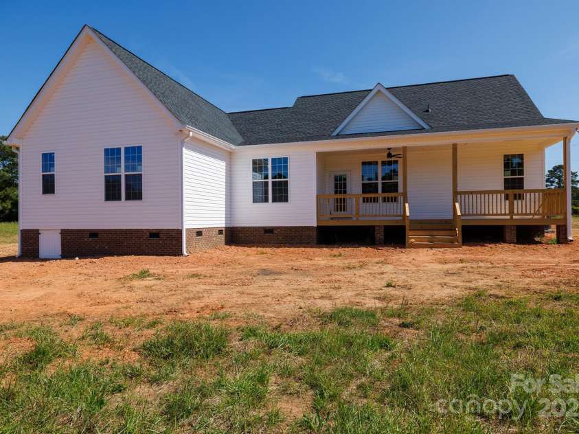 4648 Simpson Road, Edgemoor, SC 29712.  MLS# CAR4254400, YatesRealty ID 10043. 