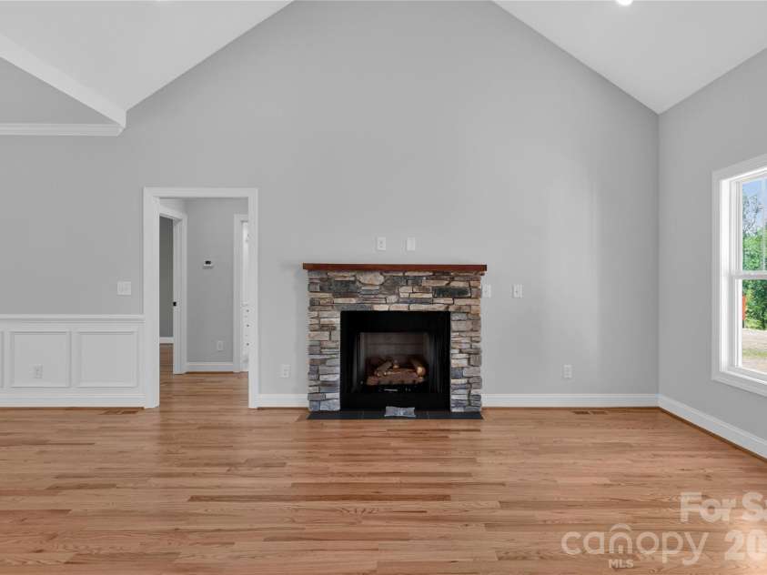 271 Stonybrook Drive, Lexington, NC 27295.  MLS# CAR4368156, YatesRealty ID 10047. 