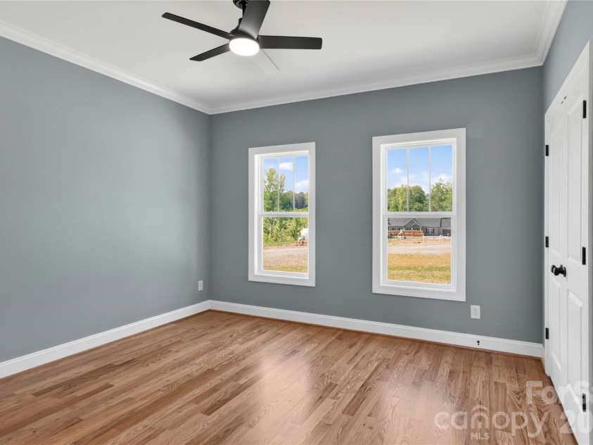 271 Stonybrook Drive, Lexington, NC 27295.  MLS# CAR4368156, YatesRealty ID 10047. 