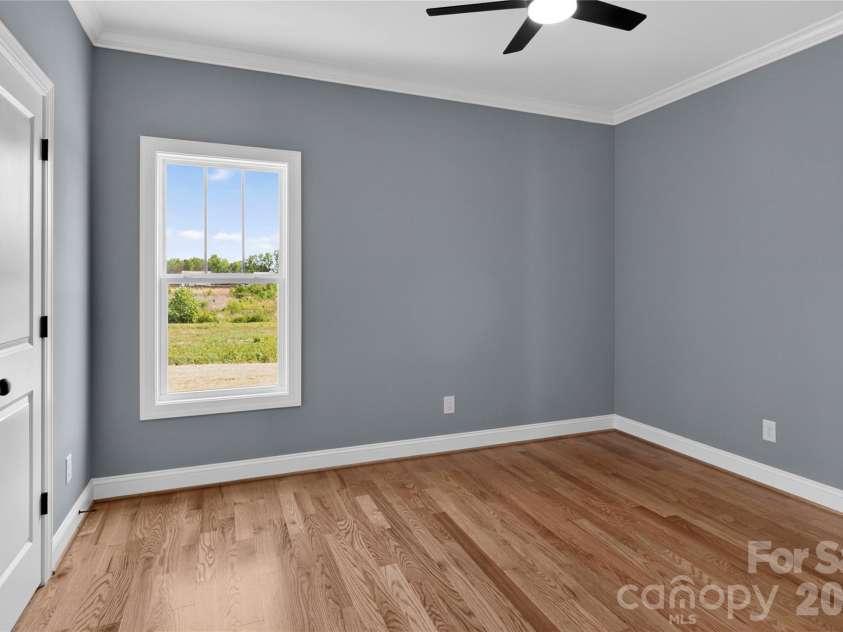 271 Stonybrook Drive, Lexington, NC 27295.  MLS# CAR4368156, YatesRealty ID 10047. 