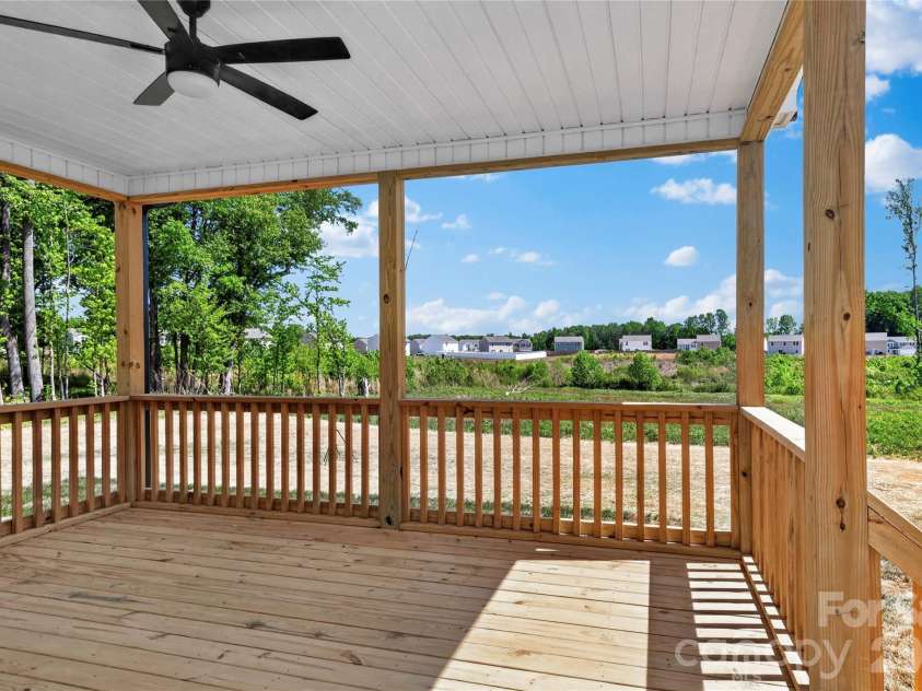 271 Stonybrook Drive, Lexington, NC 27295.  MLS# CAR4368156, YatesRealty ID 10047. 