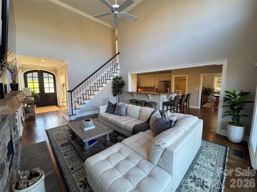 164 Normandy Road, Mooresville, NC 28117.  MLS# CAR4368160, YatesRealty ID 10048. 