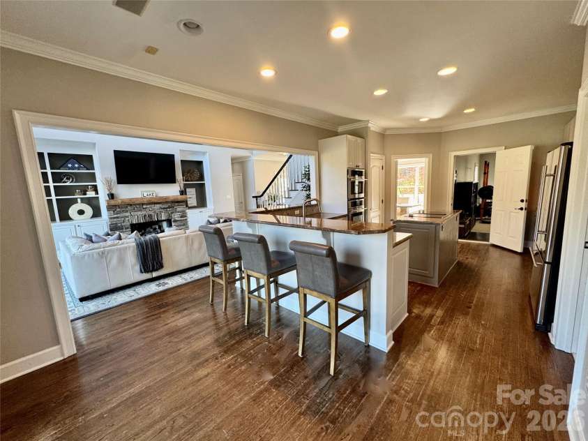 164 Normandy Road, Mooresville, NC 28117.  MLS# CAR4368160, YatesRealty ID 10048. 