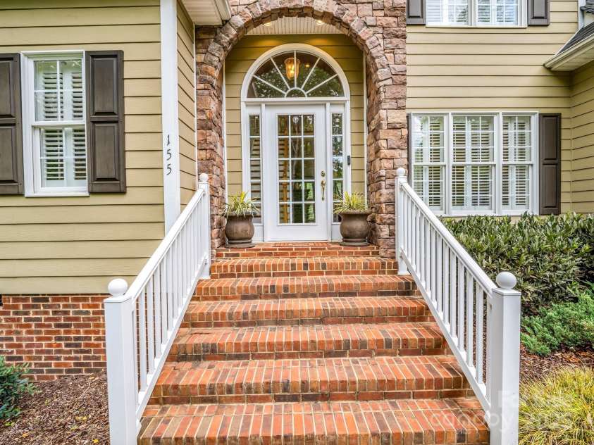 155 Palomino Trail, Rutherfordton, NC 28139.  MLS# CAR4254520, YatesRealty ID 10049. 