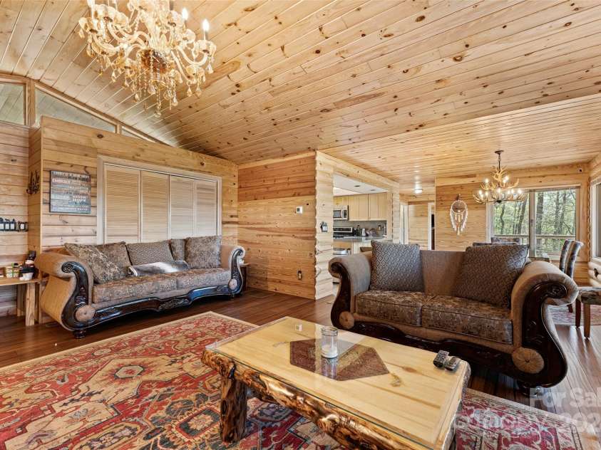 101 Ruffed Grouse Road, Brevard, NC 28712.  MLS# CAR4132421, YatesRealty ID 10050. 