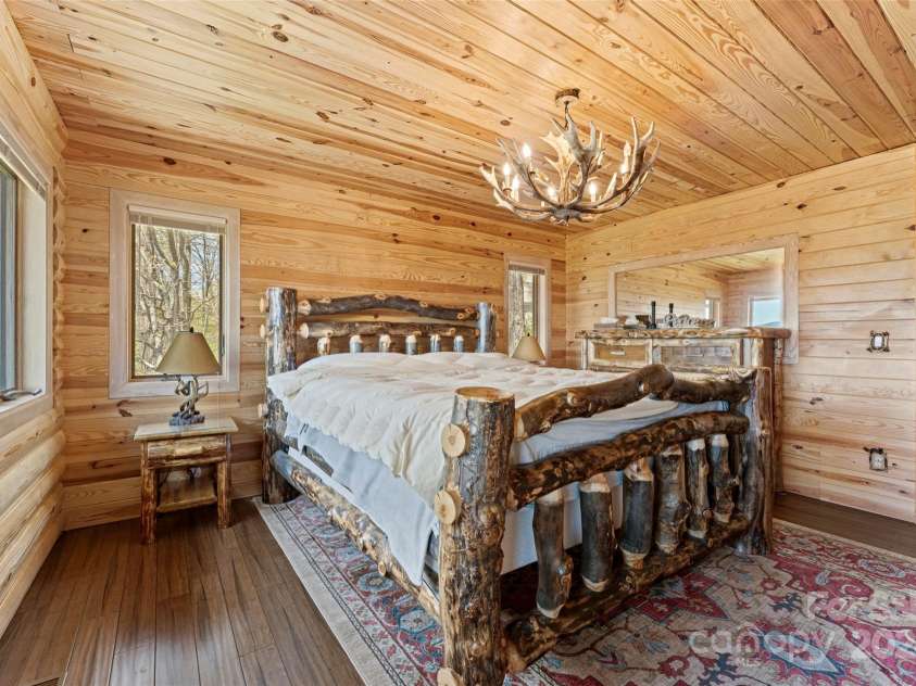 101 Ruffed Grouse Road, Brevard, NC 28712.  MLS# CAR4132421, YatesRealty ID 10050. 