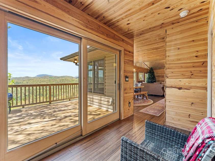 101 Ruffed Grouse Road, Brevard, NC 28712.  MLS# CAR4132421, YatesRealty ID 10050. 